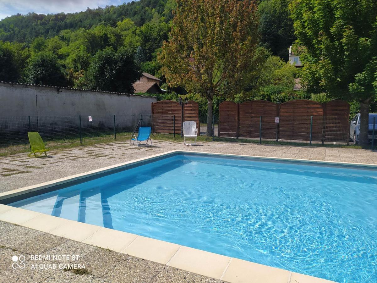 Joli Studio Au Centre D'Uriage Vaulnaveys-le-Haut Kültér fotó